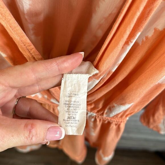 🍊 Audrey 3+1 Orange and White Romper - Size Small - Picture 4 of 5